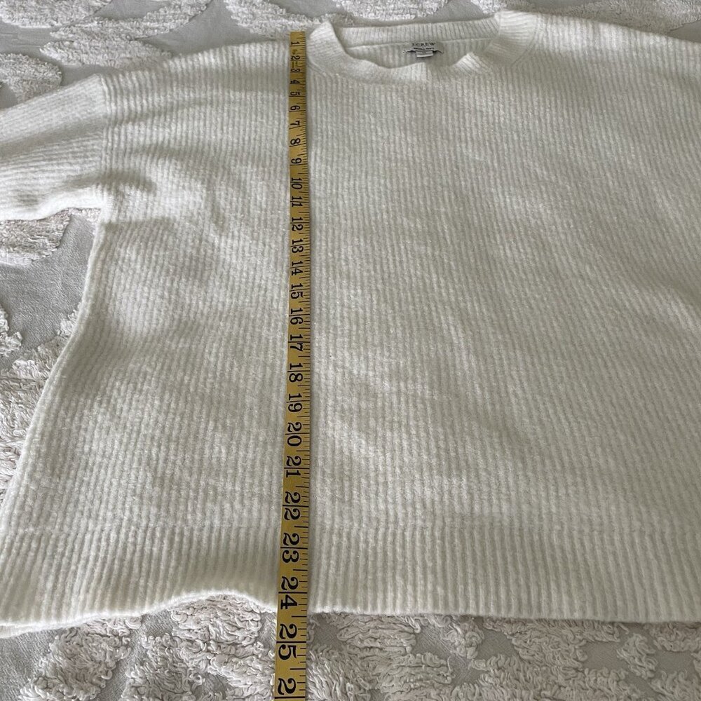 J.Crew Women's Ribbed Boyfriend Crewneck Sweater Ivory Extra Soft Preppy M - Picture 5 of 6